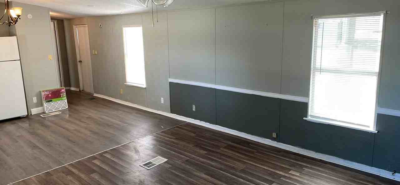 11117 Chisholm Ct E - Photo 2 of 8