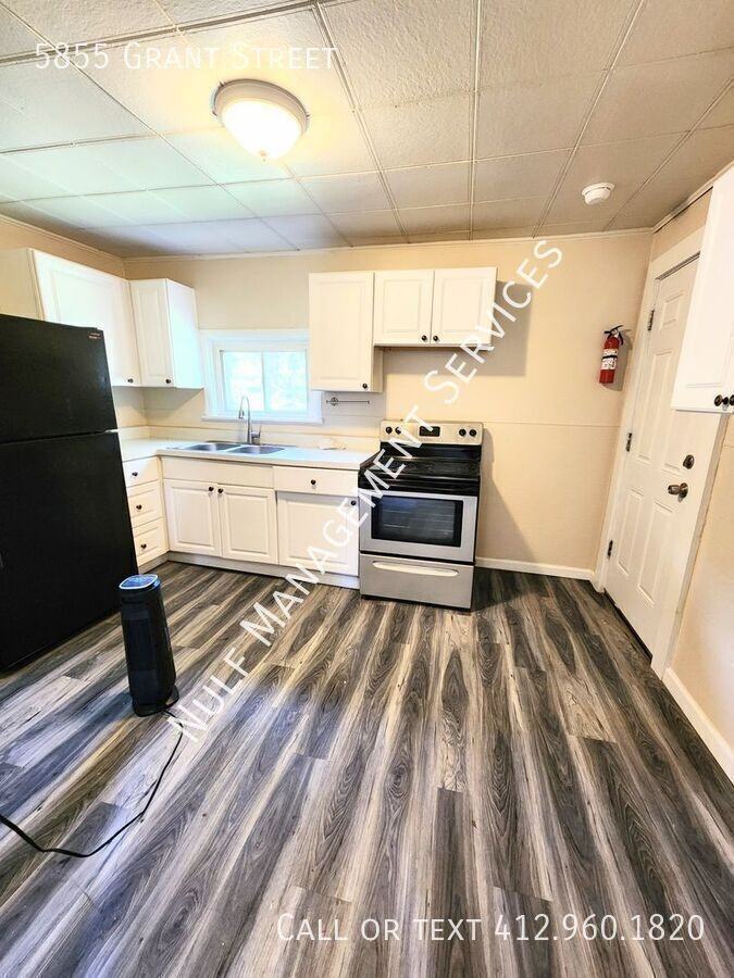 5855 Grant St - Photo 2 of 9