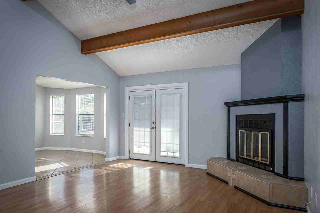 210 Warbonnet Trl - Photo 5 of 18
