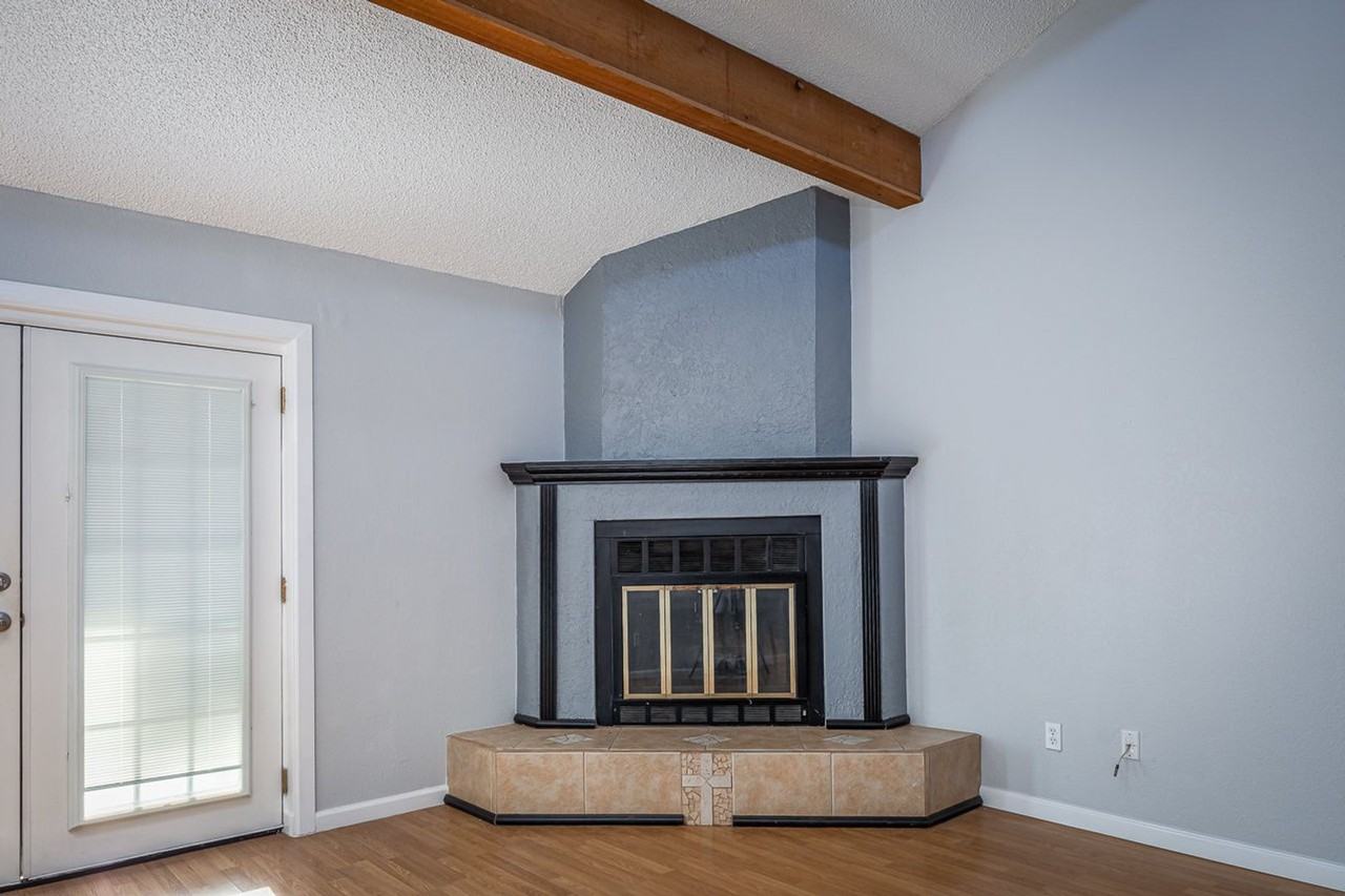 210 Warbonnet Trl - Photo 6 of 18
