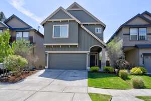 featured image of 19557 Salmonberry Ct