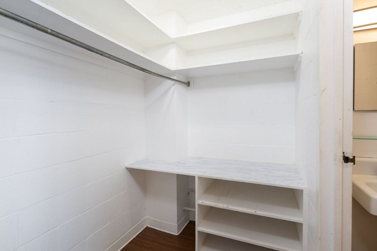 1643 Clark St #403 - Photo 7 of 15