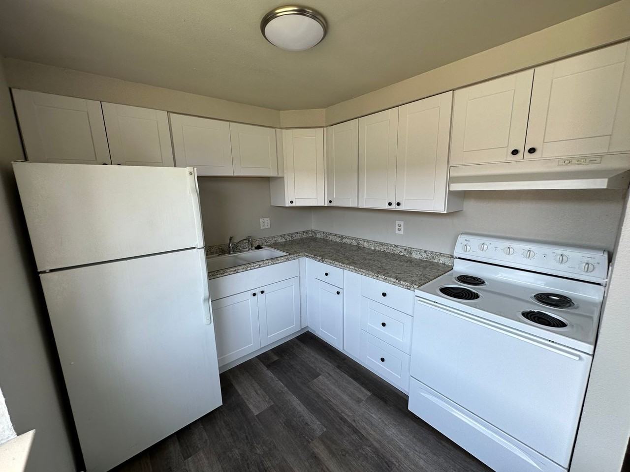 6911 W 24th Ave #3 - Photo 4 of 12