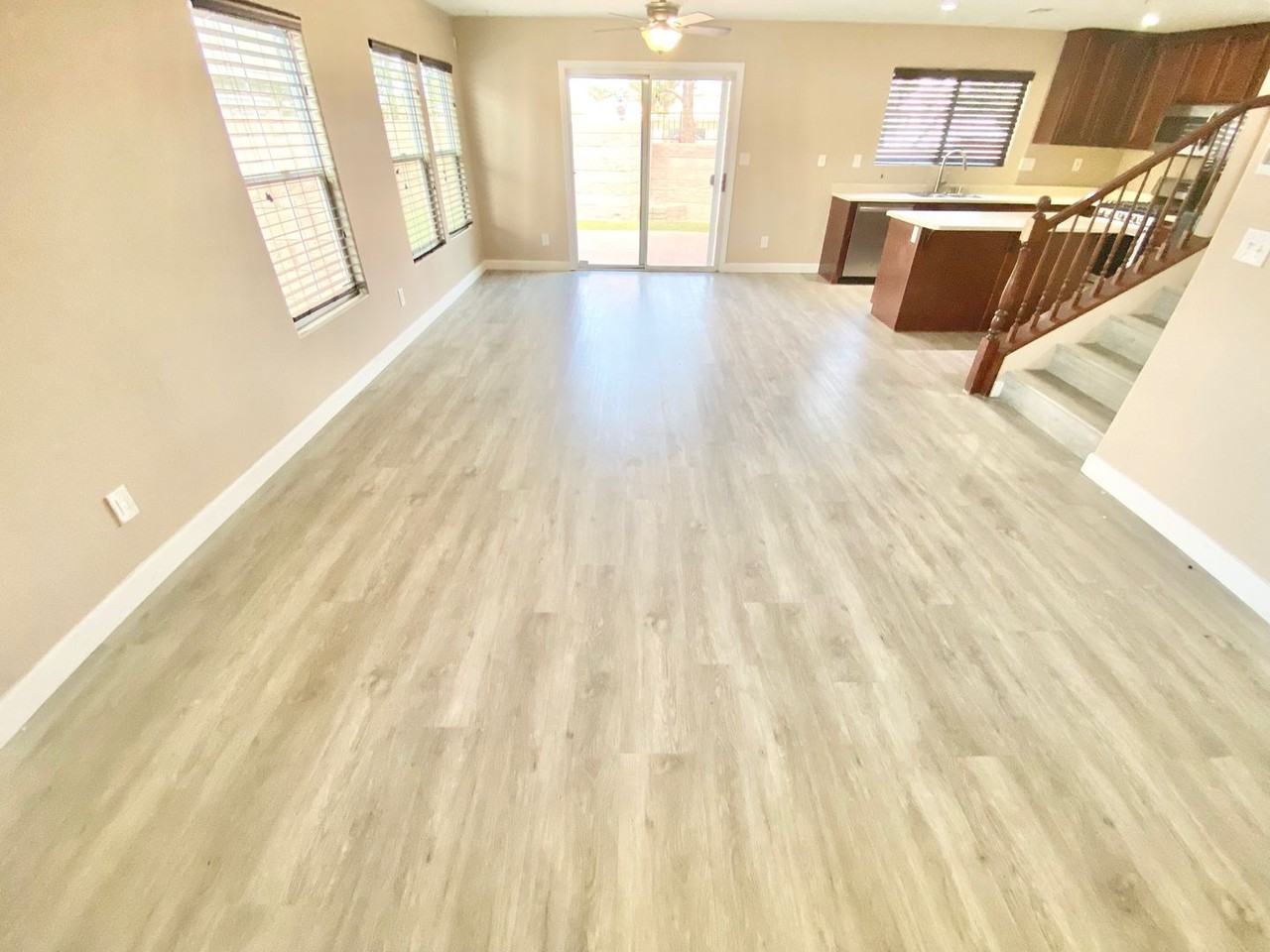 1060 Paradise Coach Dr - Photo 2 of 30