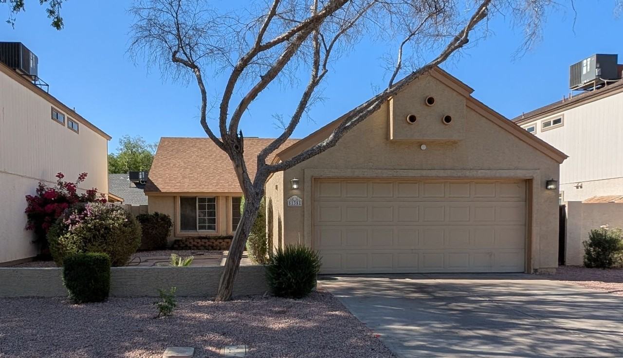 5135 W Boston Way - Photo 2 of 33