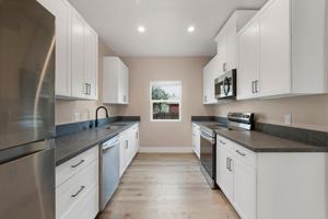 featured image of 2501 Floral Ave