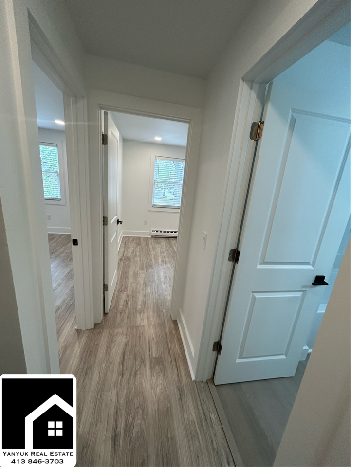 52 Price St #A - Photo 6 of 16