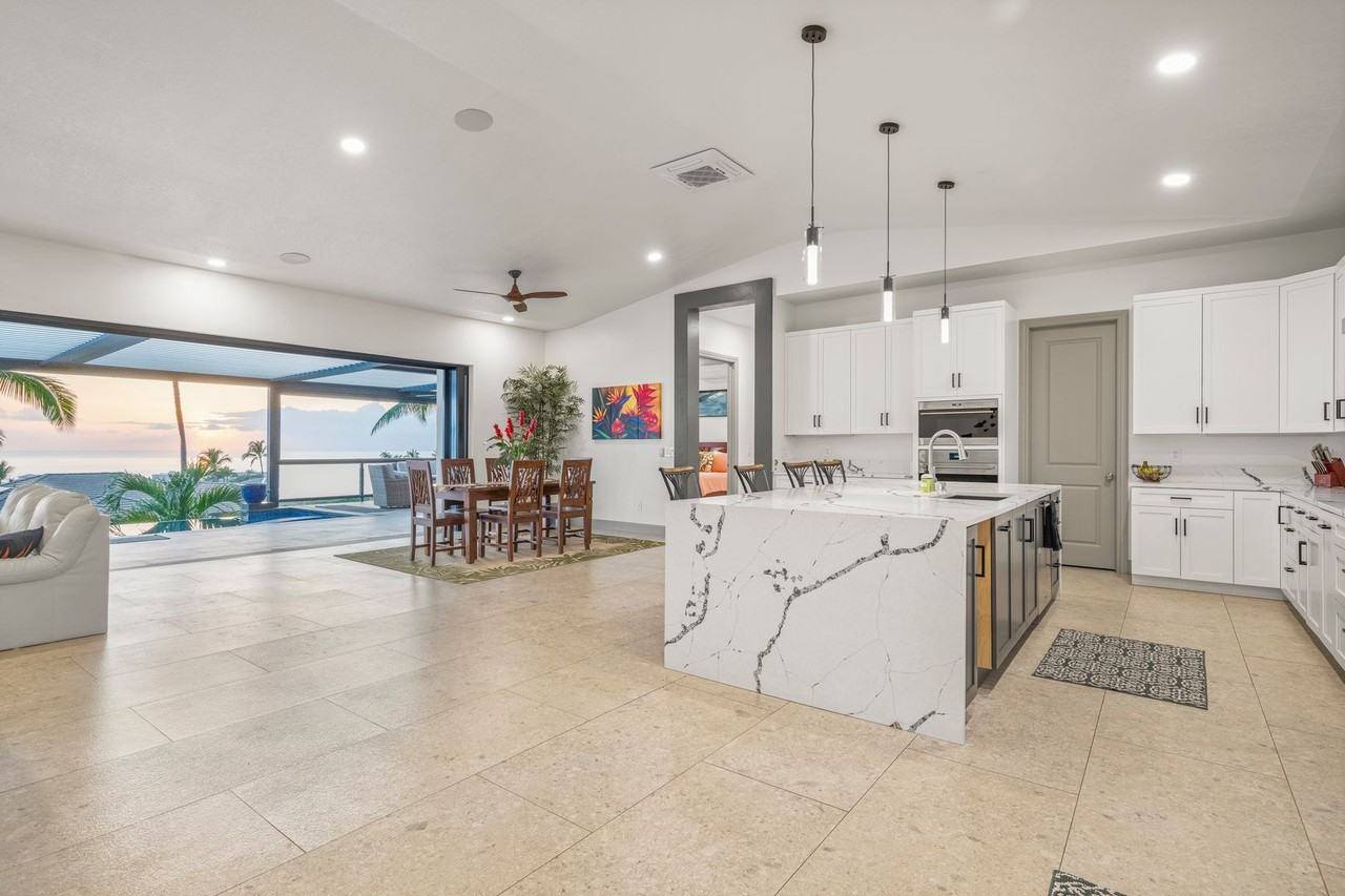 604 Anapuni Loop - Photo 2 of 50
