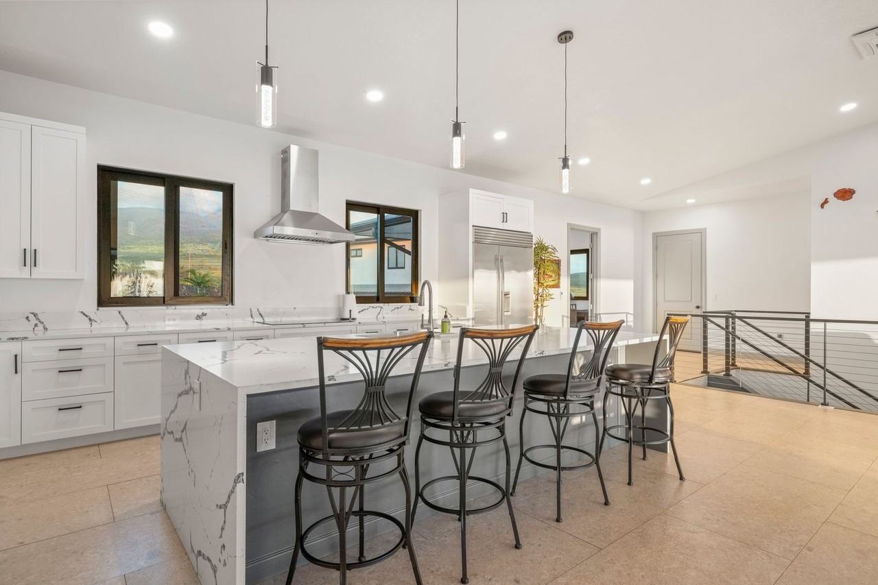 604 Anapuni Loop - Photo 4 of 50