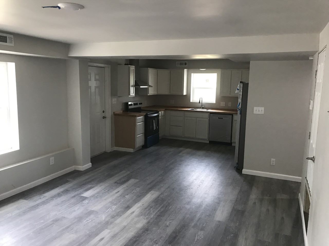 721 Chatham Ave #A - Photo 2 of 13
