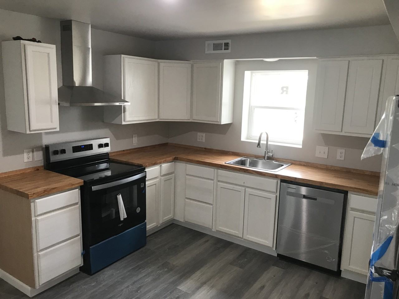 721 Chatham Ave #A - Photo 3 of 13