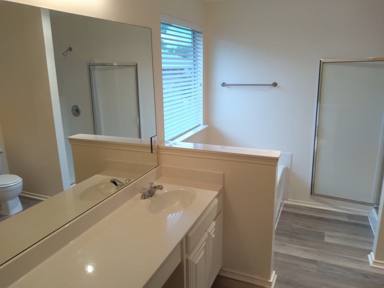 1111 E Park #NA - Photo 7 of 9