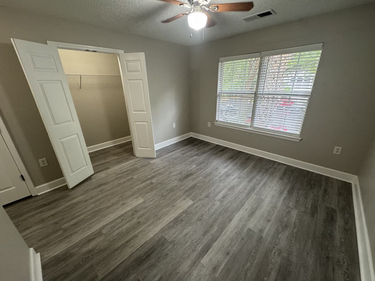50 Pebble Beach Cv #H216 - Photo 2 of 6