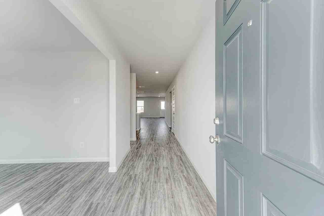 845 Eagles Nest Dr #NA - Photo 6 of 22
