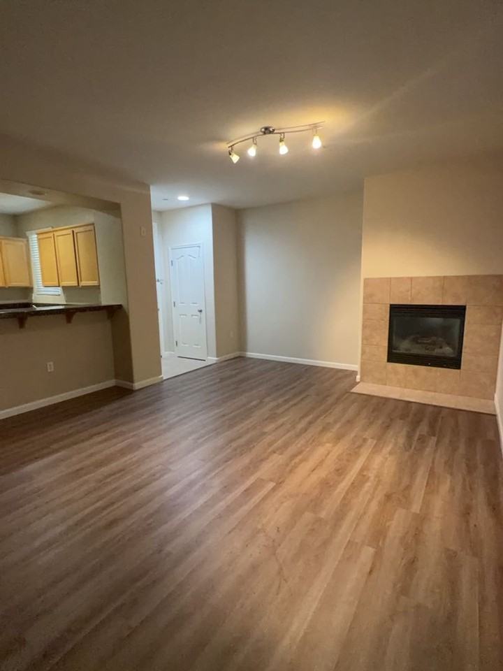 103 Monet Ln - Photo 3 of 14