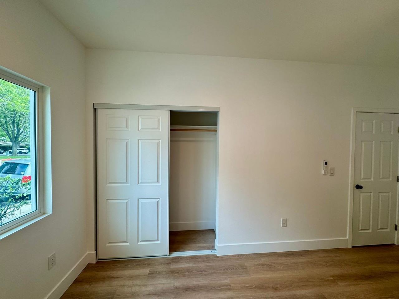 5250 Los Altos Plaza - Photo 7 of 31