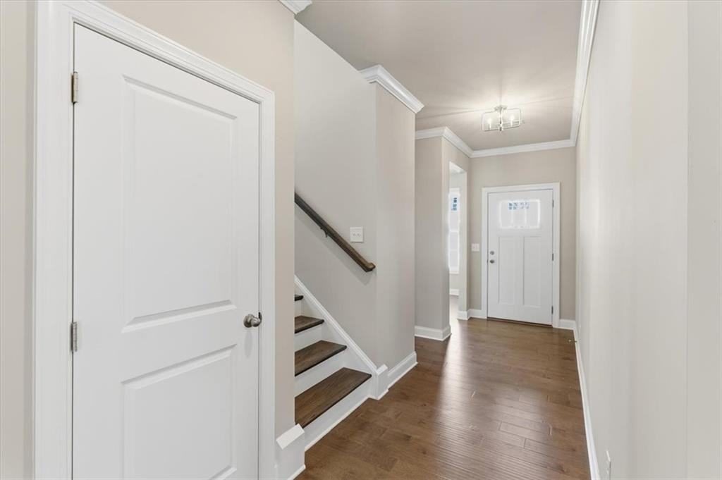 277 Lakeside Pl #277 - Photo 5 of 20