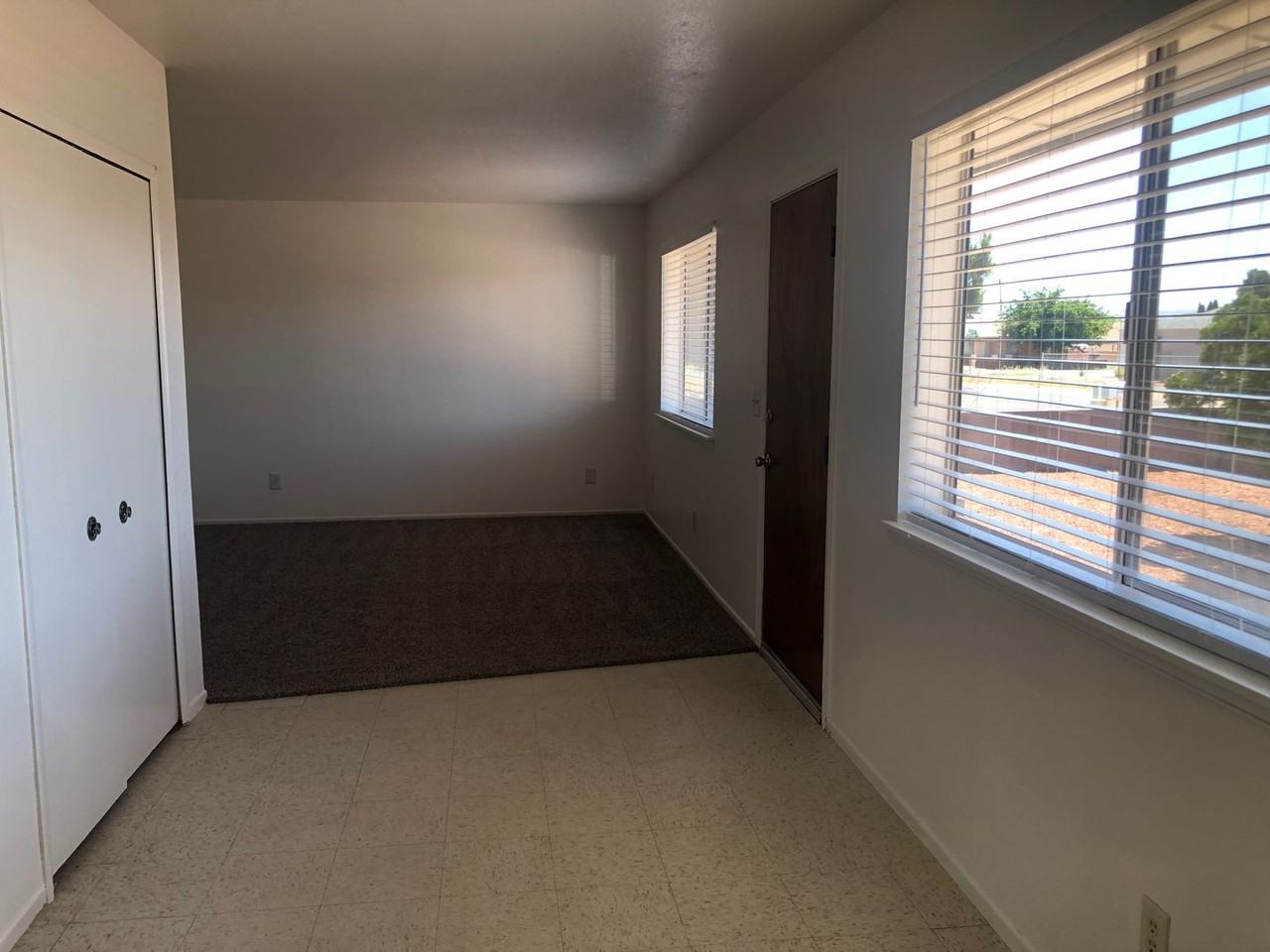 1585 E College Dr - Photo 6 of 21