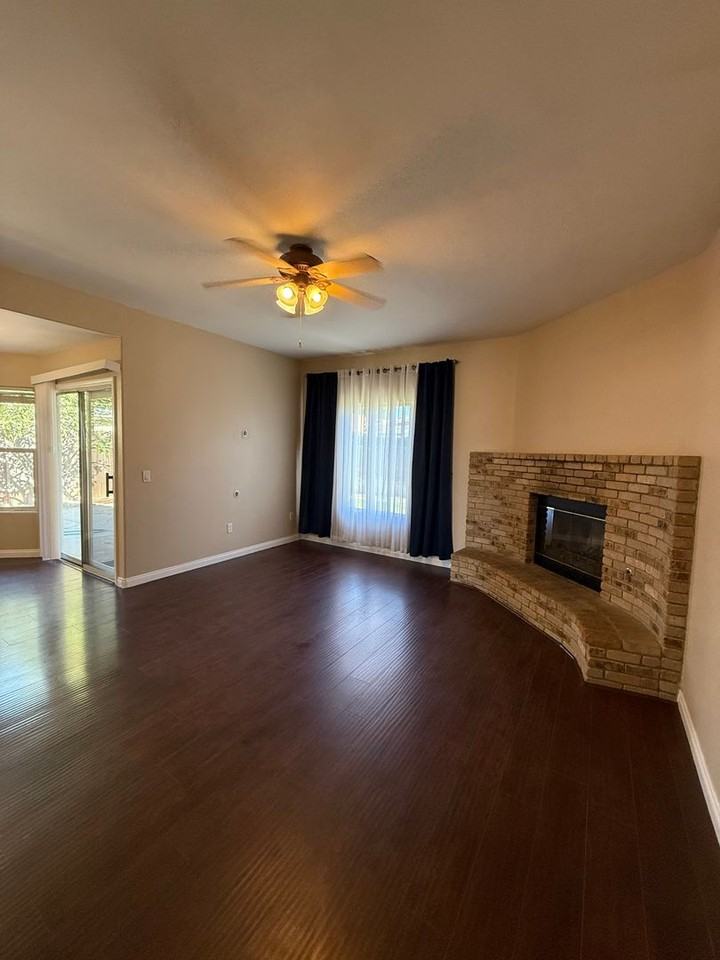 5704 Pine Canyon Dr - Photo 7 of 36