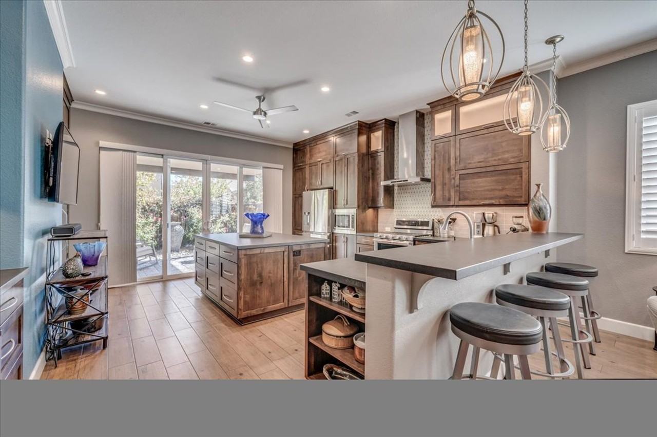 10562 Thistle Berry Ct - Photo 2 of 44