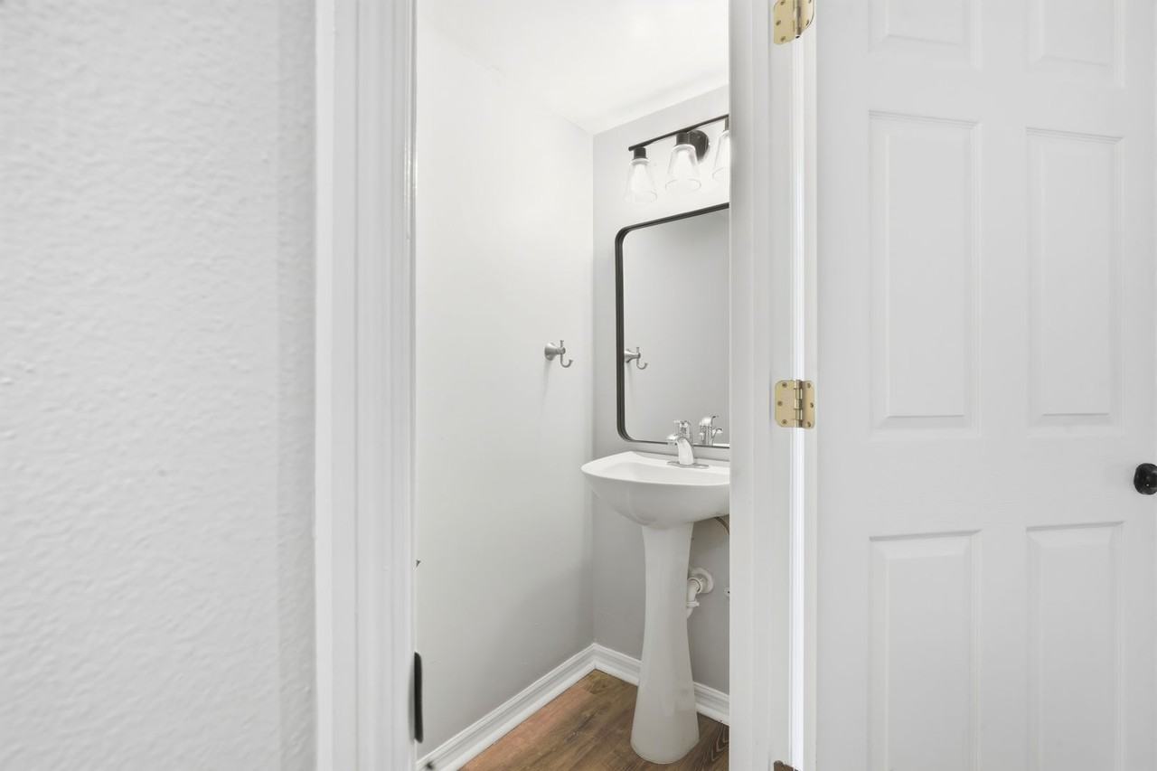 11535 Ivy Flower Loop - Photo 5 of 28