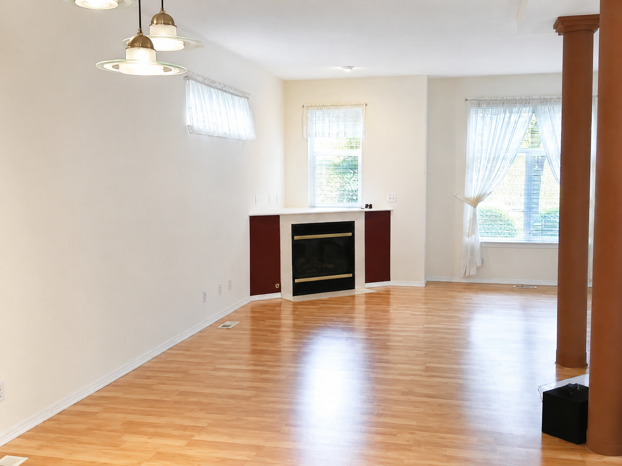 9820 Ne 130th Pl #9820 - Photo 2 of 6