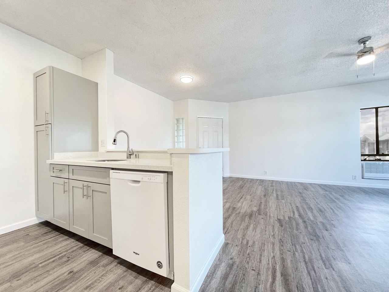 91-238 Hanapouli Cir #I - Photo 5 of 17