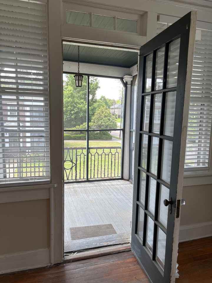 1813 S Hull St - Photo 5 of 35