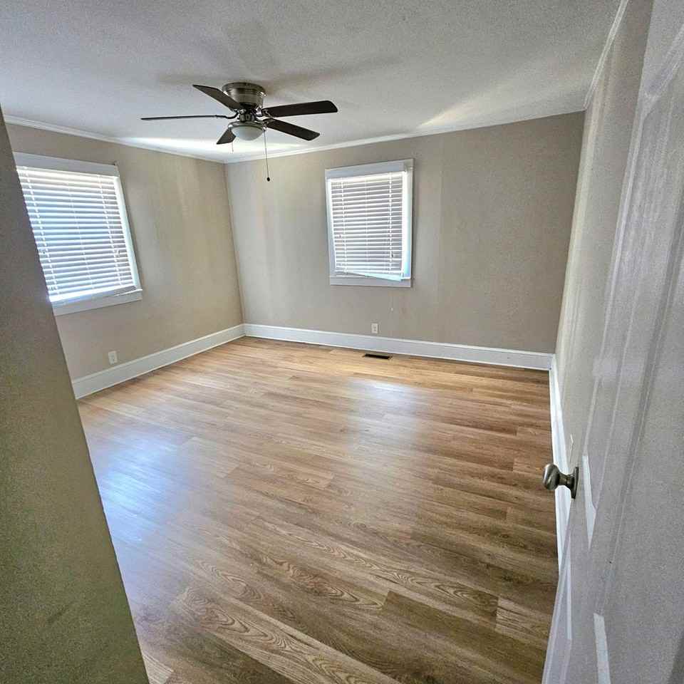 202 Mulberry St - Photo 3 of 8