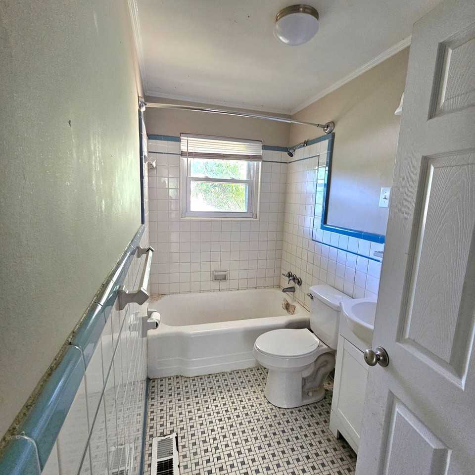 202 Mulberry St - Photo 5 of 8