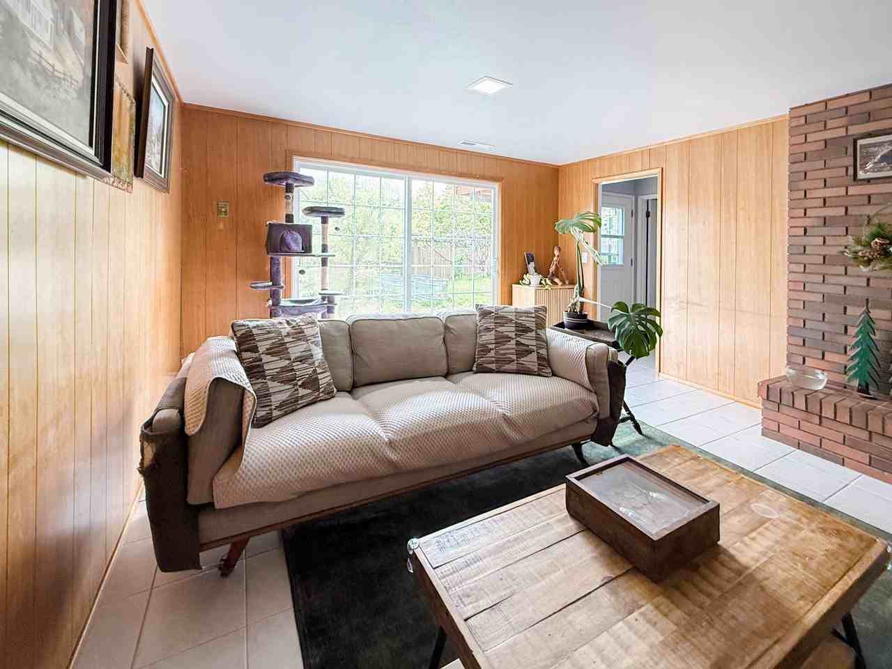 3840 Nw Lincoln Ave - Photo 5 of 29