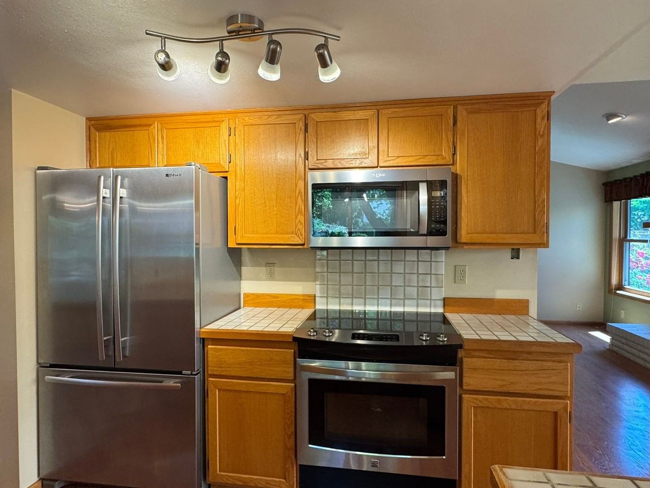 1499 Kellogg Rd - Photo 7 of 26