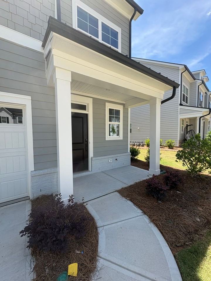 3157 Finchborough Ct - Photo 3 of 40