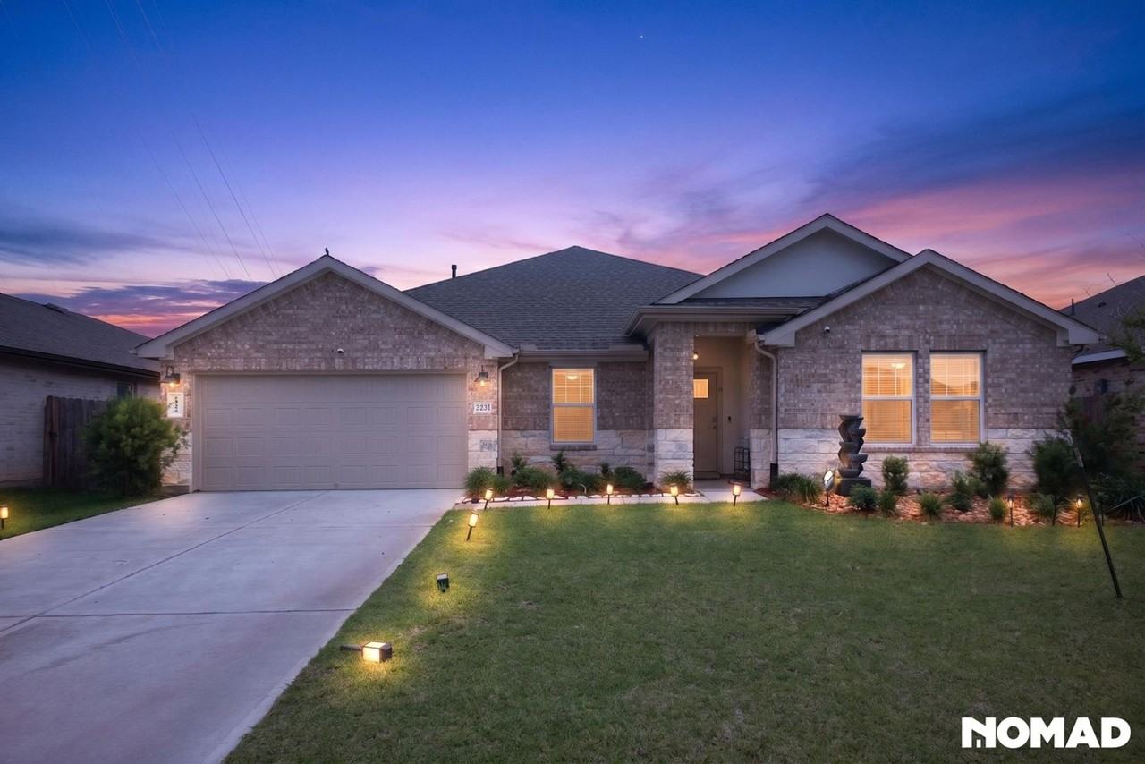 1127 Rivertrace Ct - Photo 2 of 23