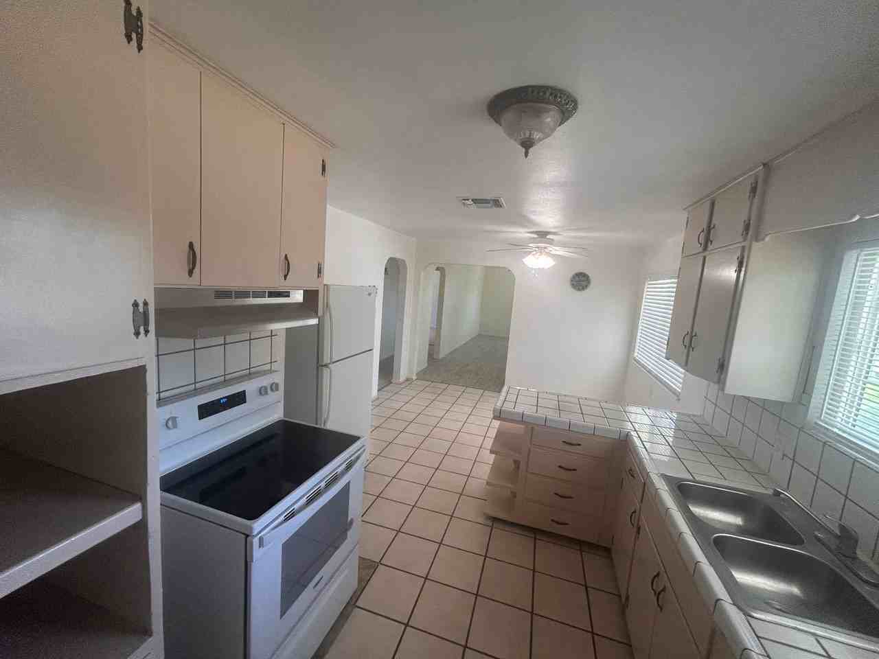 11116 Kay Ln - Photo 4 of 19