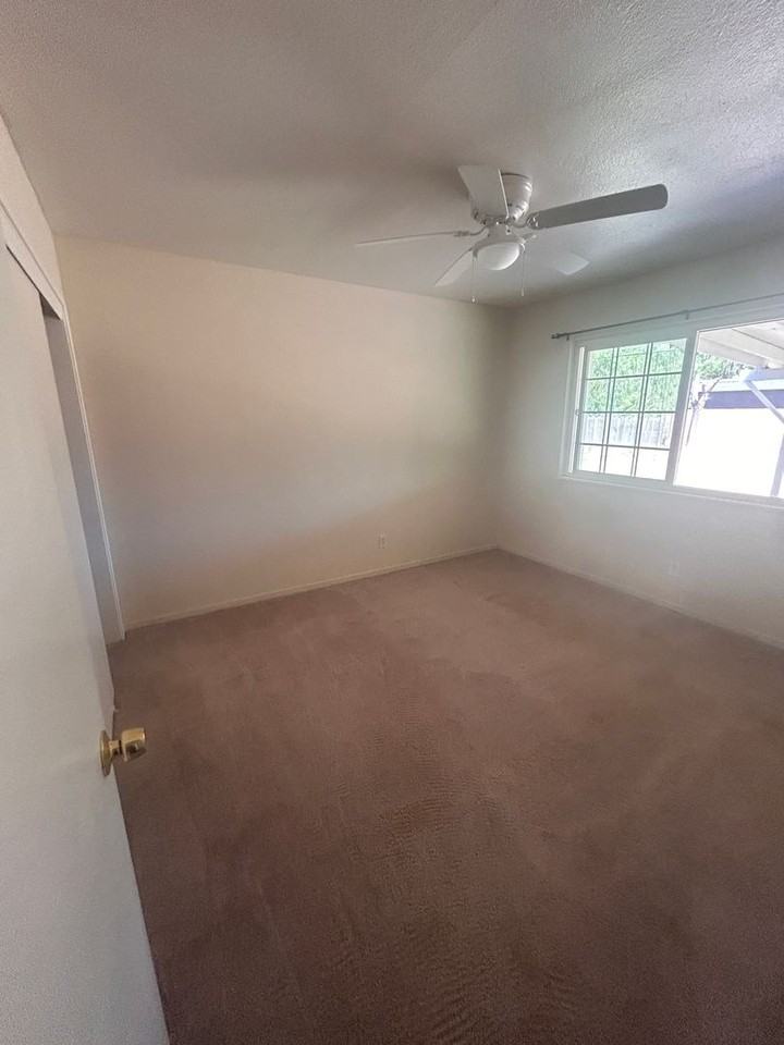 11116 Kay Ln - Photo 5 of 19