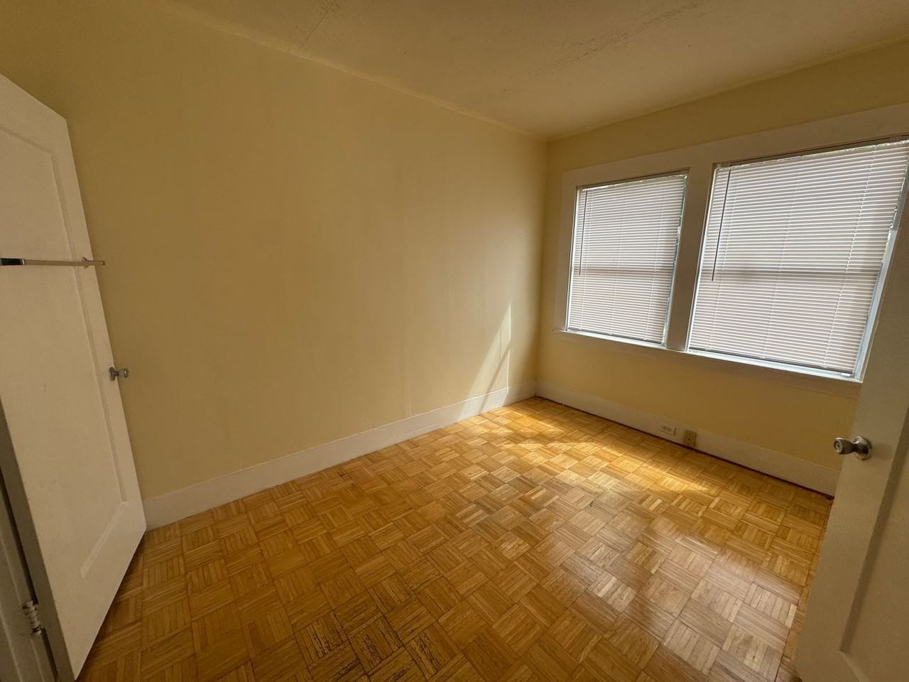 5913 Vallejo St - Photo 4 of 31