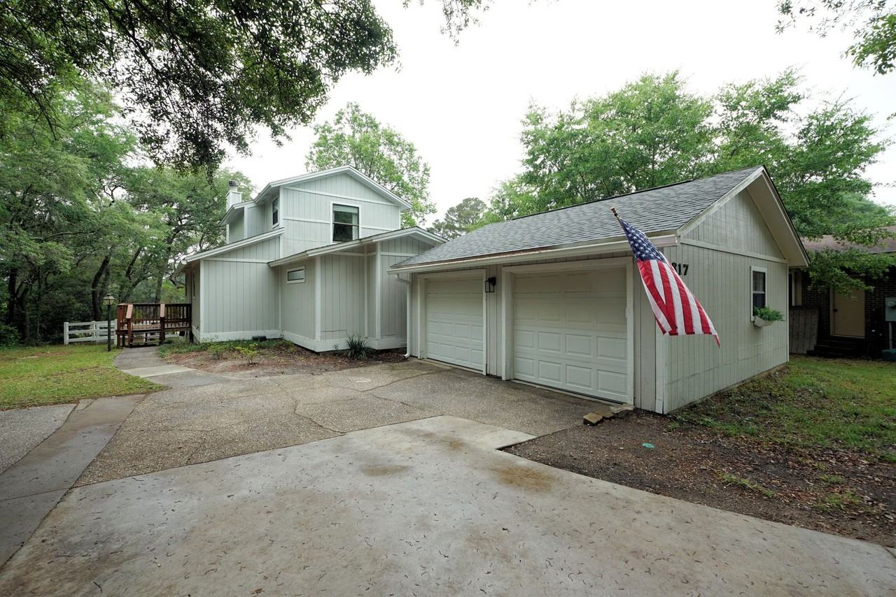 317 Jamaica Way - Photo 3 of 50