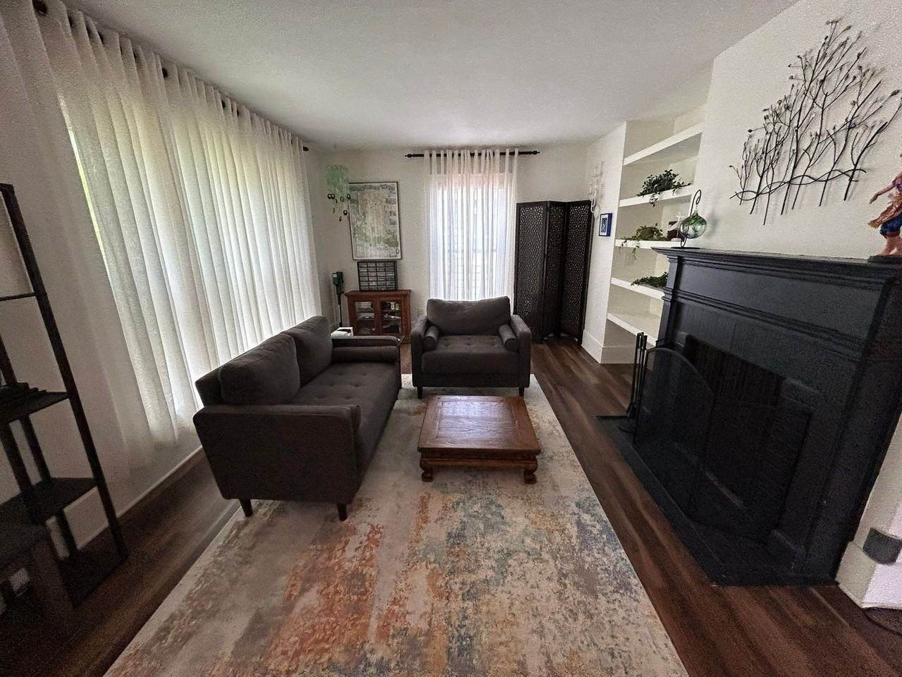 220 N 25th St - Photo 3 of 24
