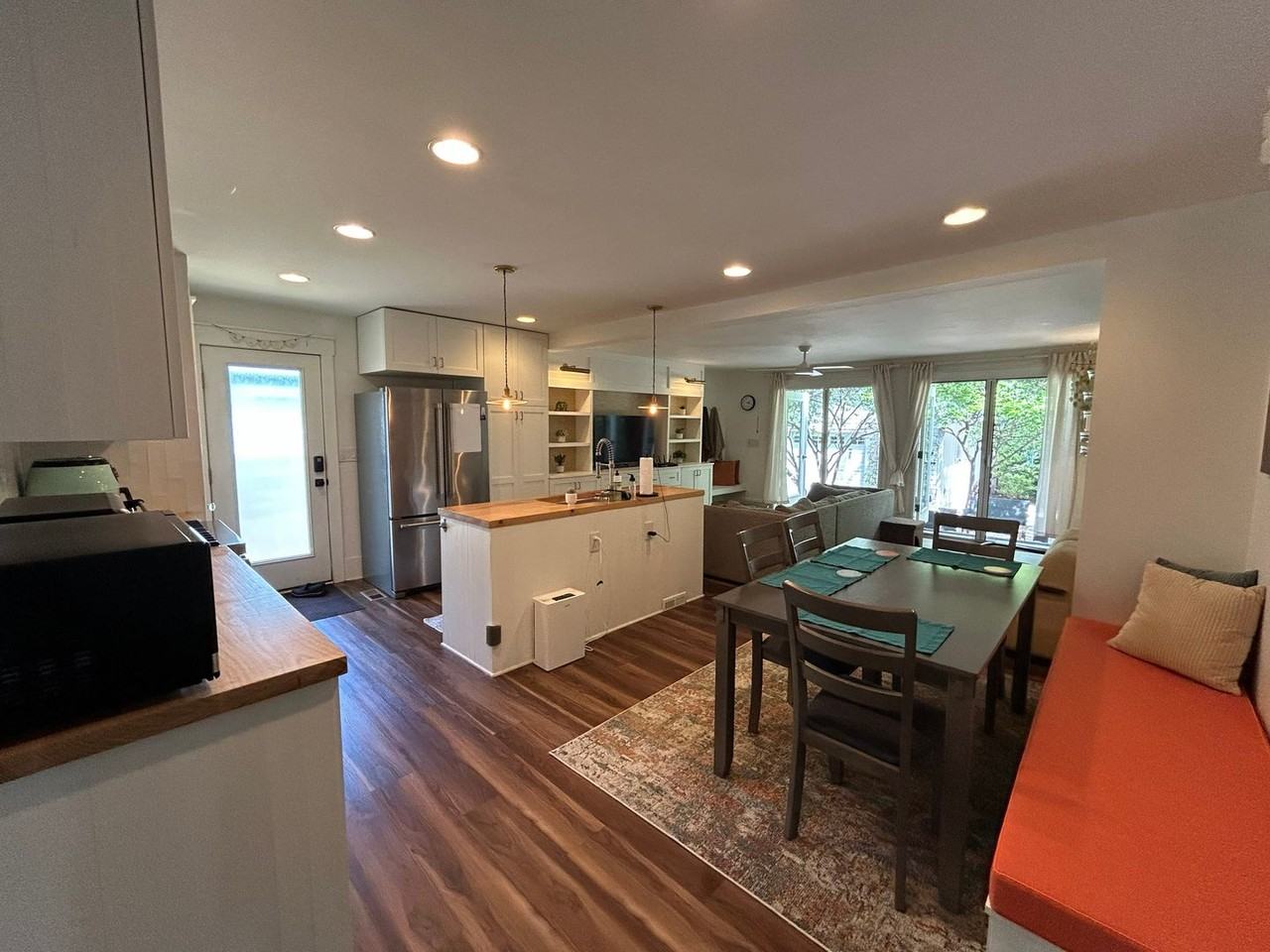 220 N 25th St - Photo 4 of 24