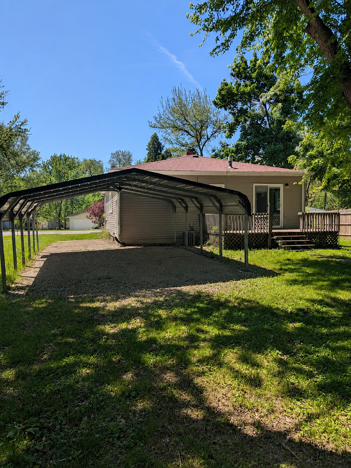 3412 2nd St - Photo 4 of 5