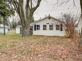 1905 14th Ave - Photo 1 of 1