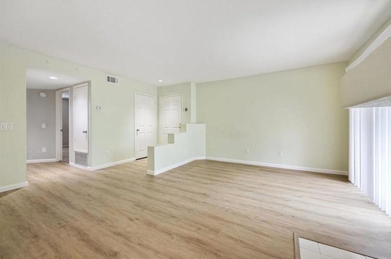 13951 Midland Rd - Photo 4 of 35