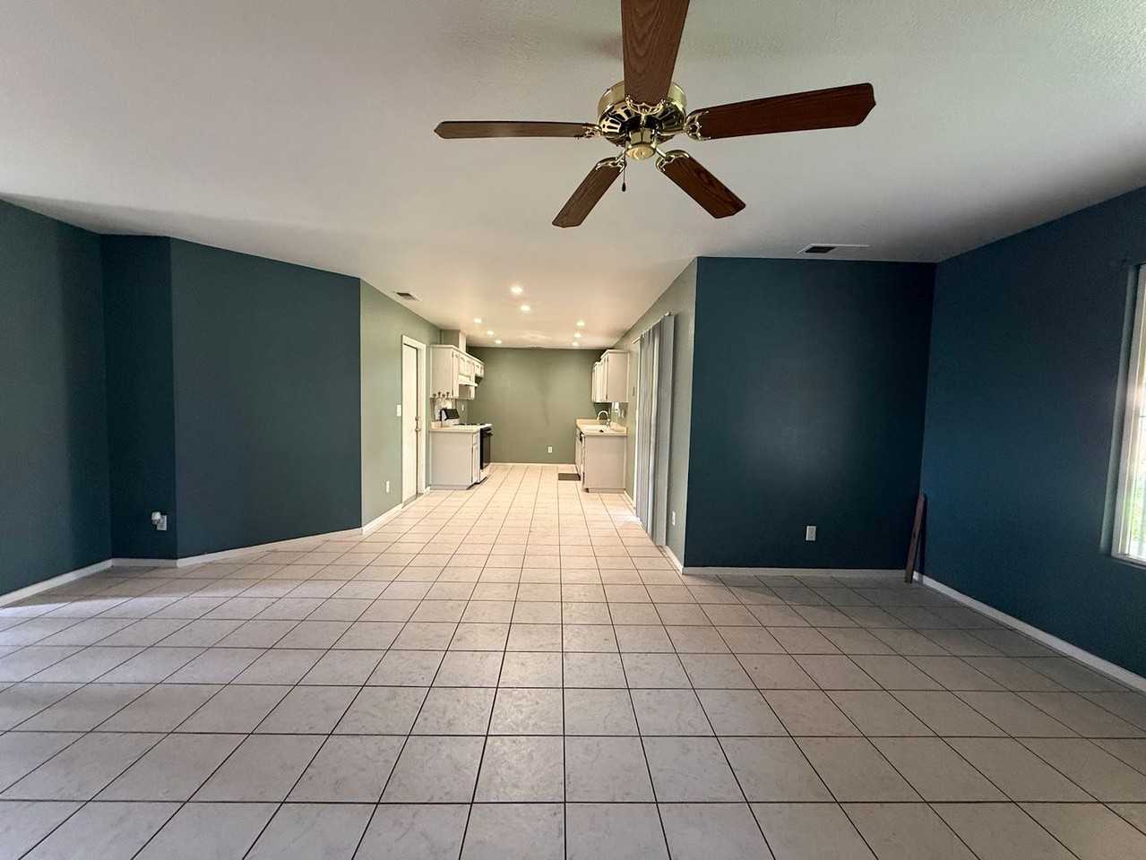 248 Exie Ln - Photo 3 of 25