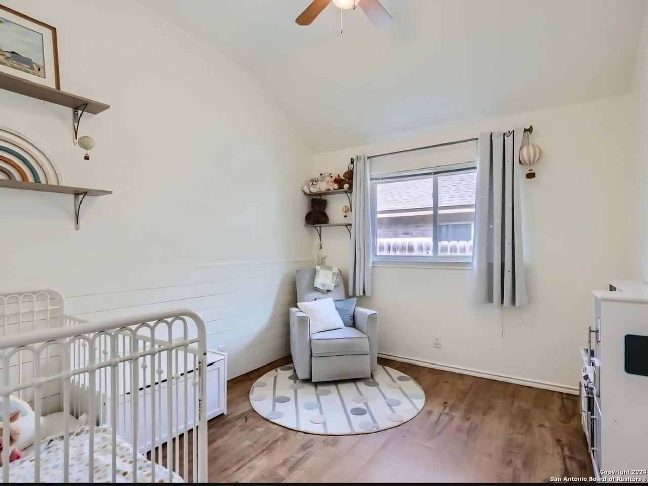 2723 Montebello - Photo 7 of 31