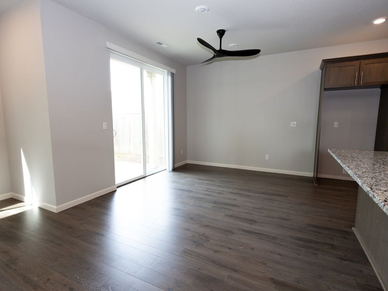 13309 Ne 114th Way - Photo 7 of 22