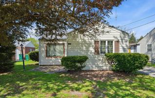 featured image of 1428 Brown Ave