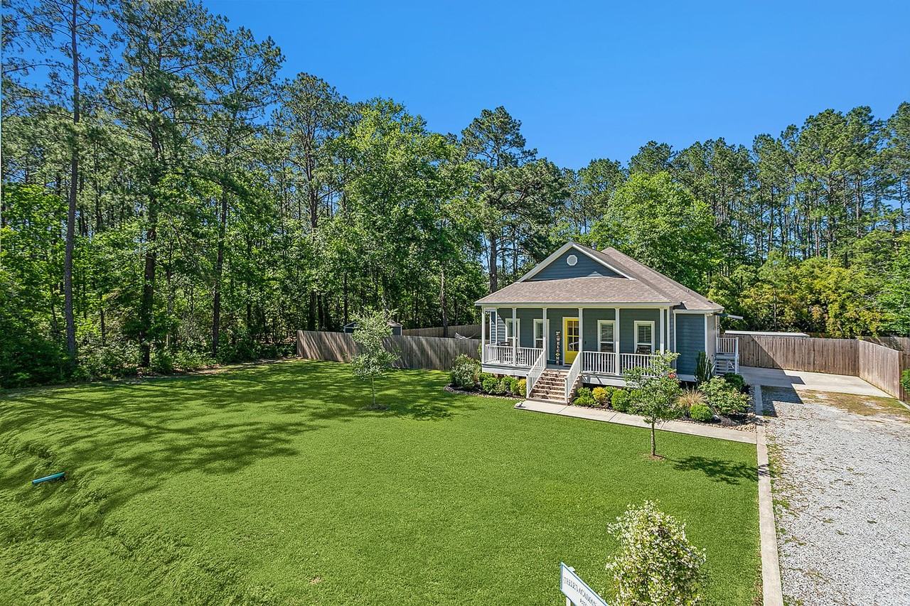 12099 Jones Rd - Photo 2 of 29