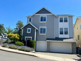 featured image of 2028 Lincoln Pl Ne