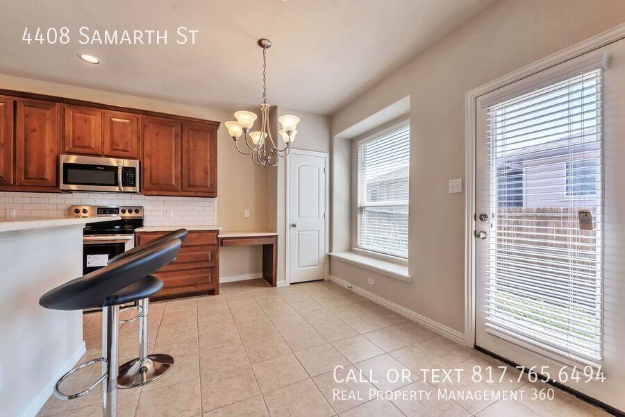 4408 Samarth St - Photo 7 of 25
